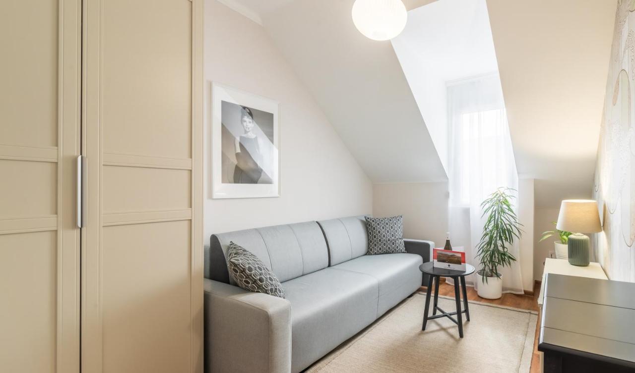 Monarchia Apartman Pearl Mosonmagyaróvár Exteriör bild
