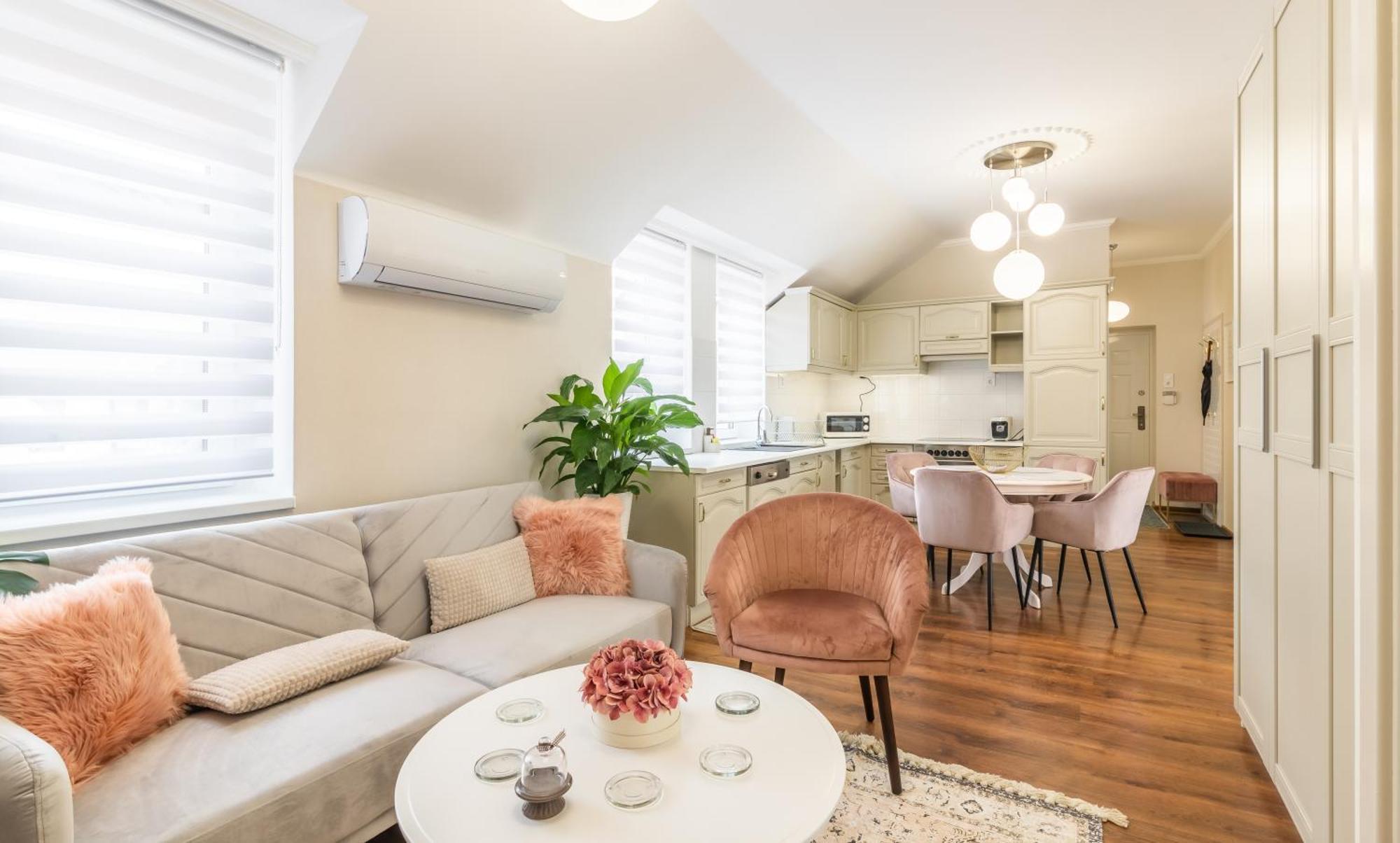 Monarchia Apartman Pearl Mosonmagyaróvár Exteriör bild